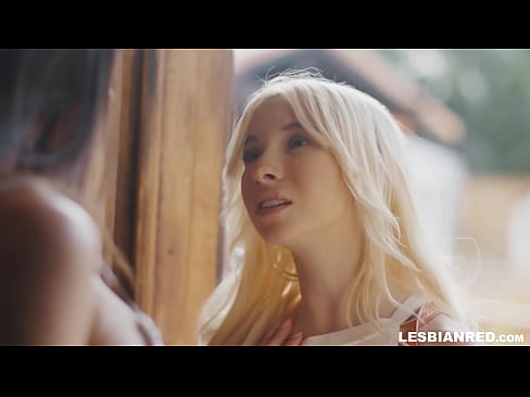 ❤️ Dievča príde domov o niekoľko mesiacov neskôr a skončí pri jedení kundičky svojej nevlastnej mamy ❌ Sex video na nás sk.redporn-tv.ru ❤